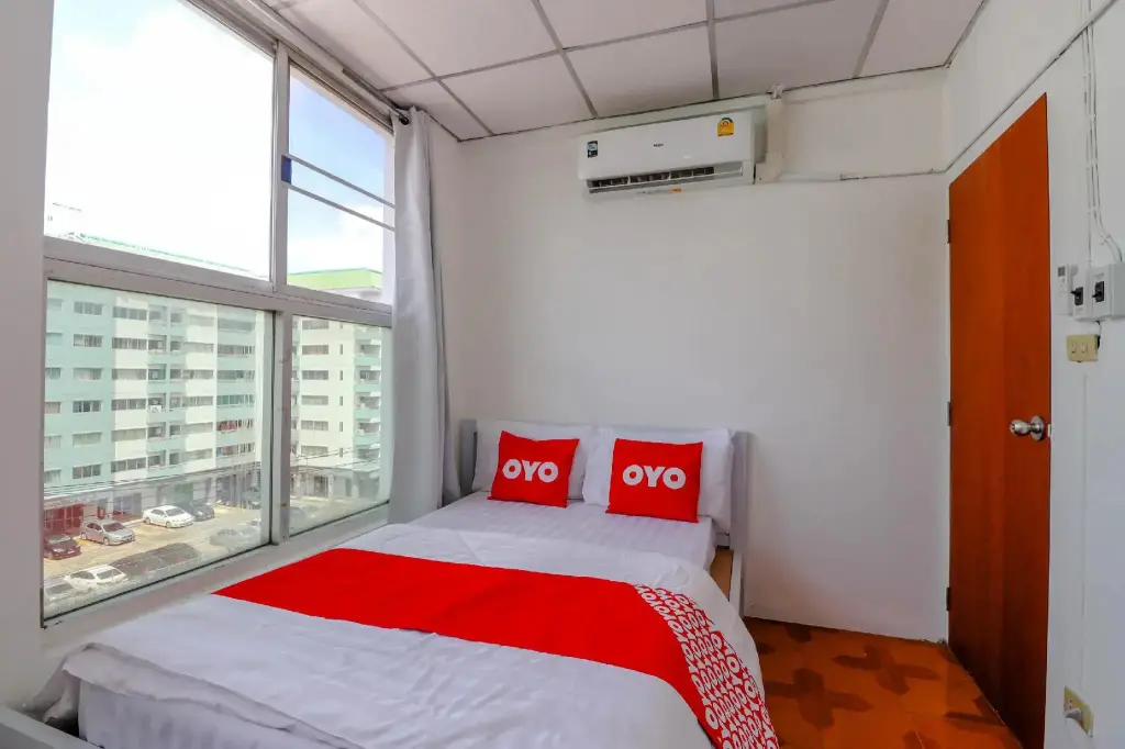 Бангкок: OYO 550 Happyland Guesthouse