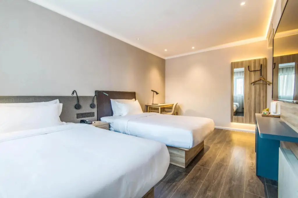 Hanting Premium Hotel Xi'an Aerospace Metro Statio — фото 1