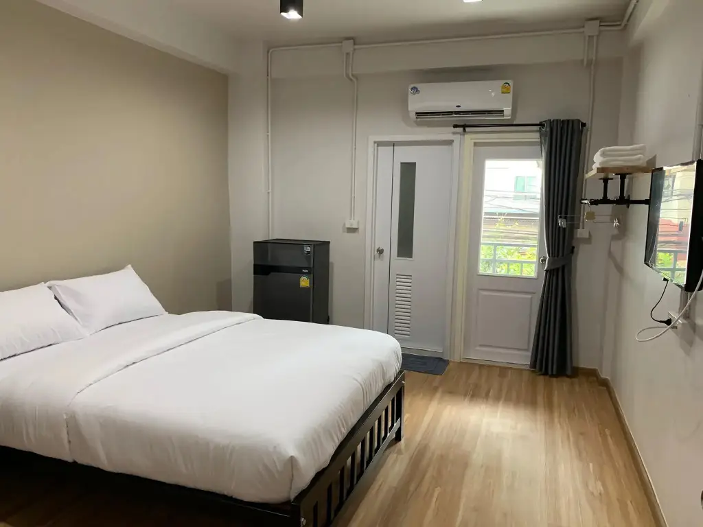 Бангкок: 9TY Hotel