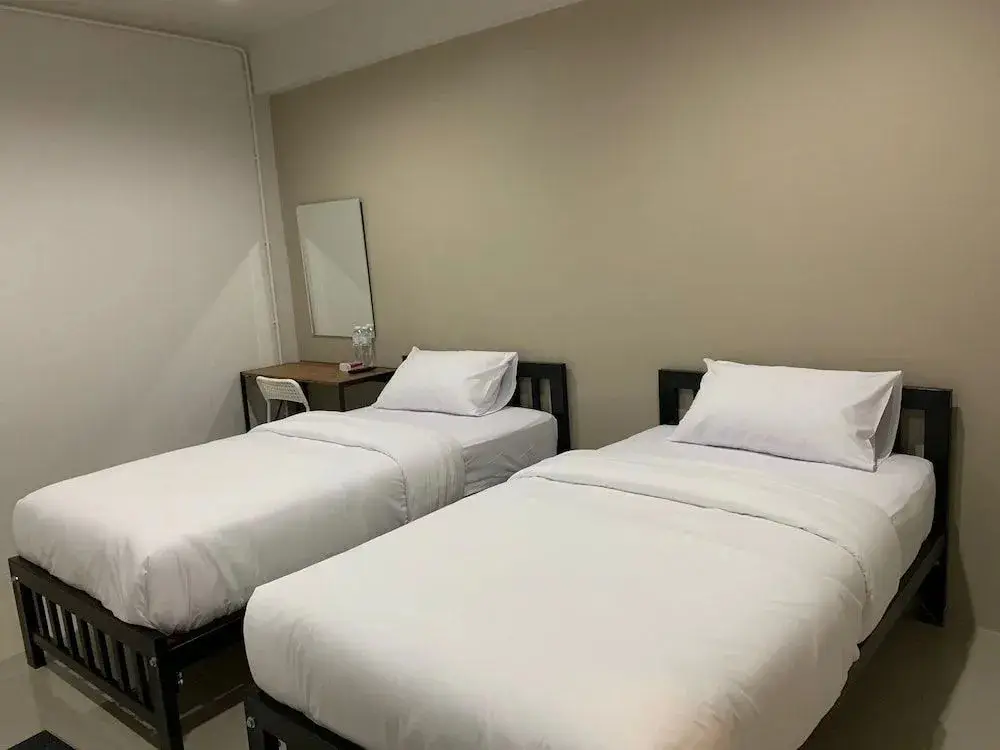 Бангкок: 9TY Hotel