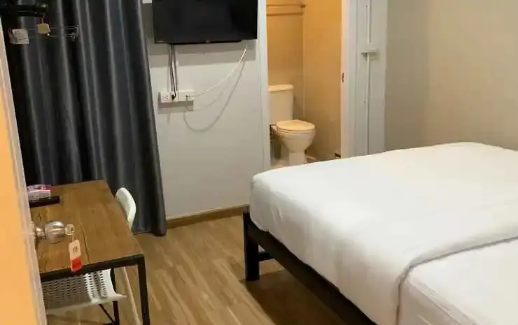 Бангкок: 9TY Hotel