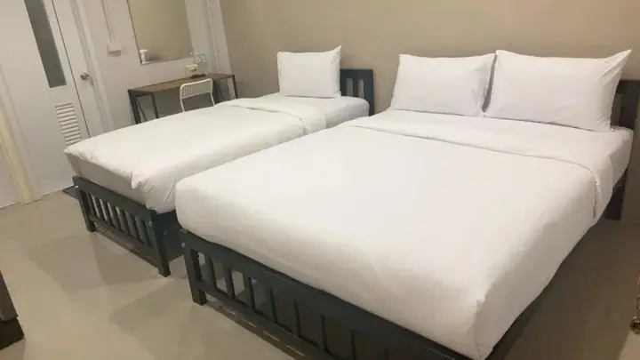 Бангкок: 9TY Hotel