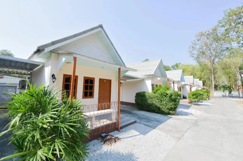 Районг: OYO 548 Wan Resort