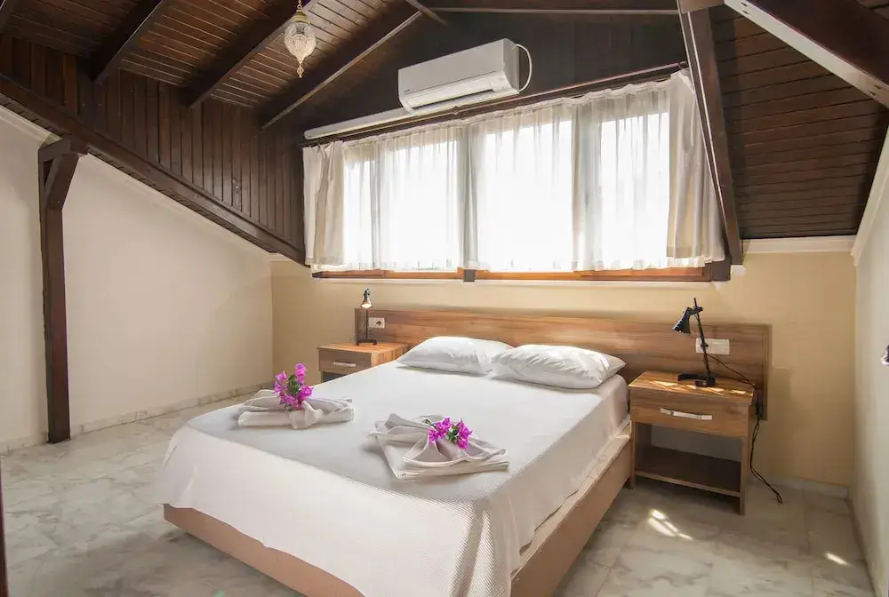 Дальян: B.C. Alya Hotel