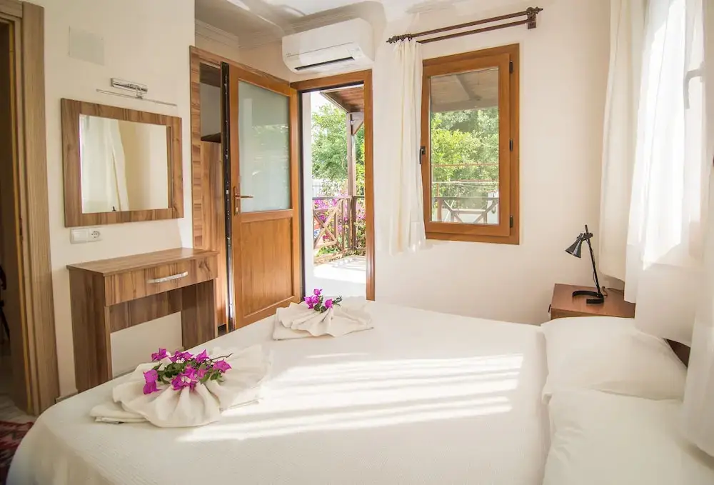 Дальян: B.C. Alya Hotel