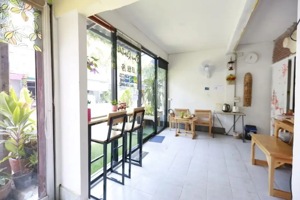 Бангкок: D House Hostel