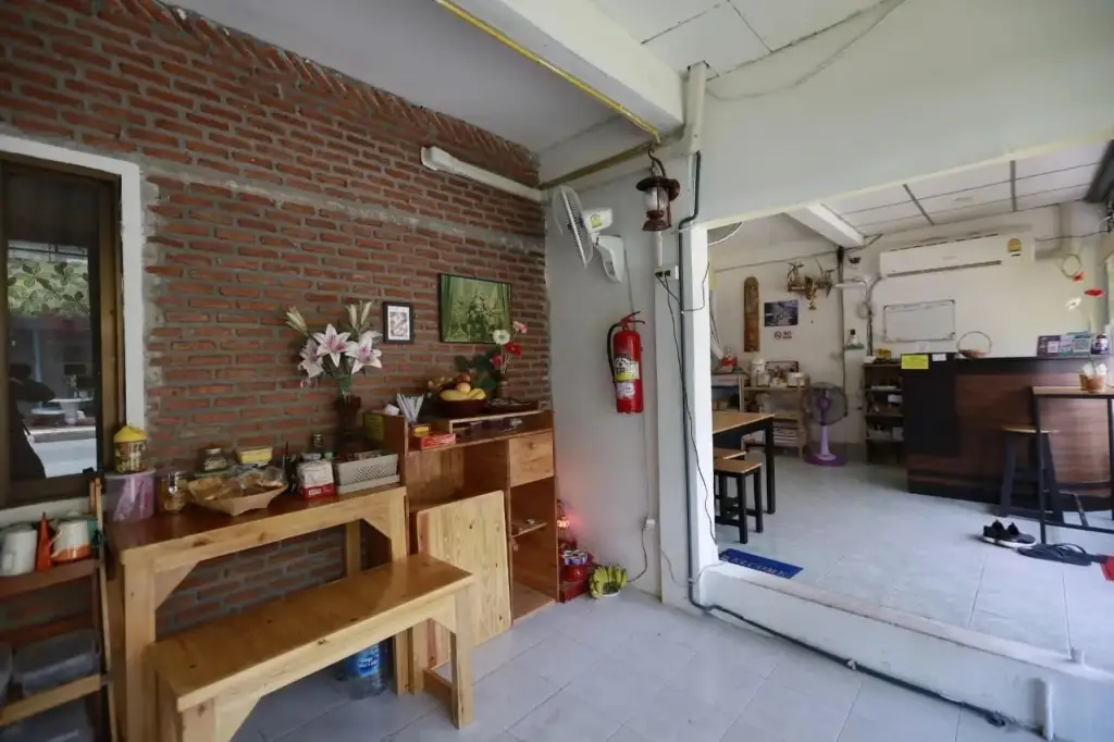 Бангкок: D House Hostel