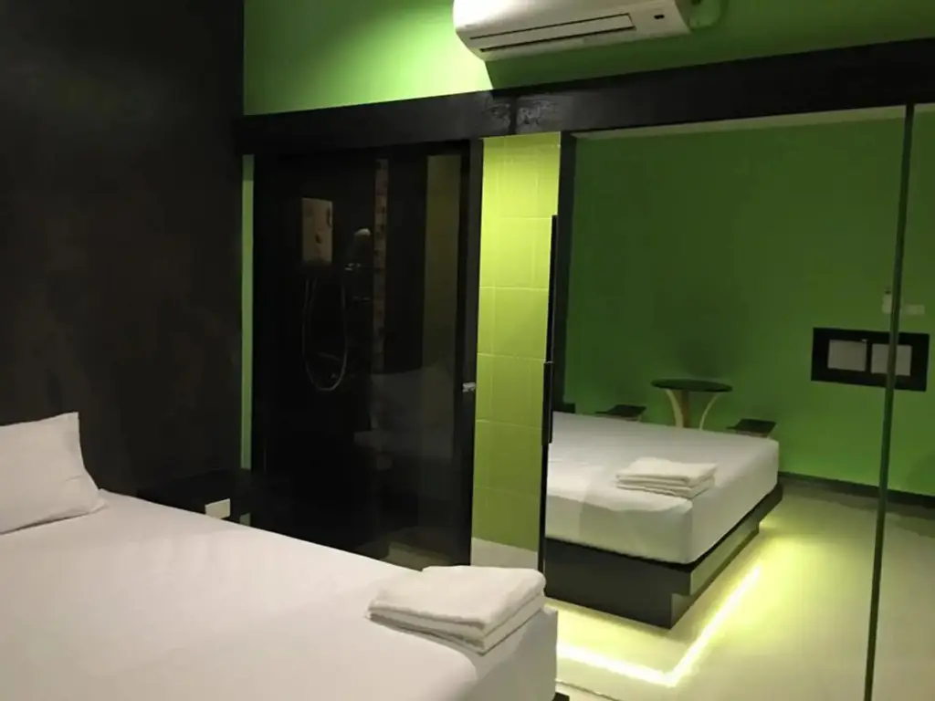 Пхитсанулок: i DUS Resort