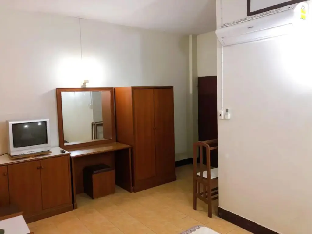 Пак-Чонг: Tokyo Hotel Korat
