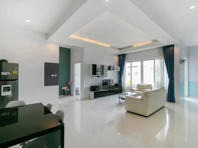 Хуахин: Capital O 1009 Leleaf Valley Pool Villa Resort Hua Hin