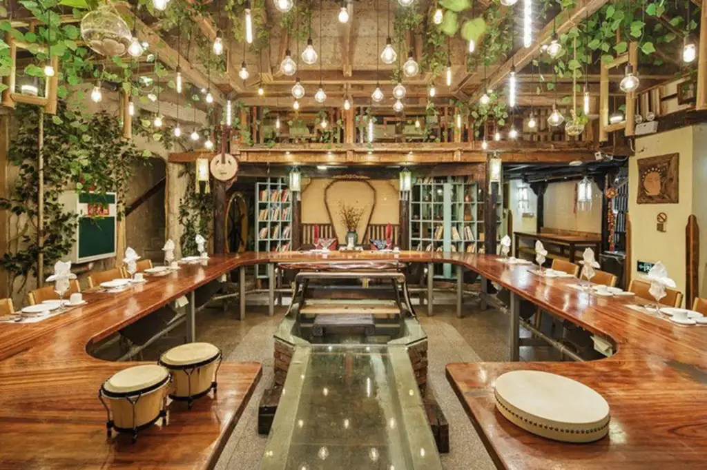 Чунцин: Chongqing Baijuyi Art Homestay