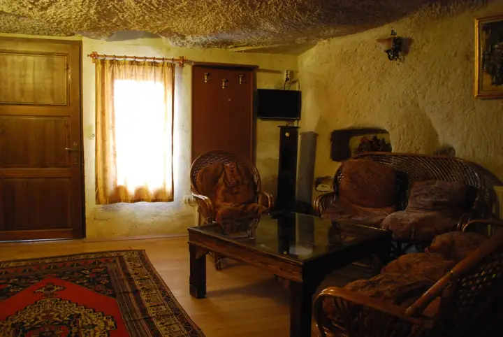 Гёреме: Lalezar Cave Hotel
