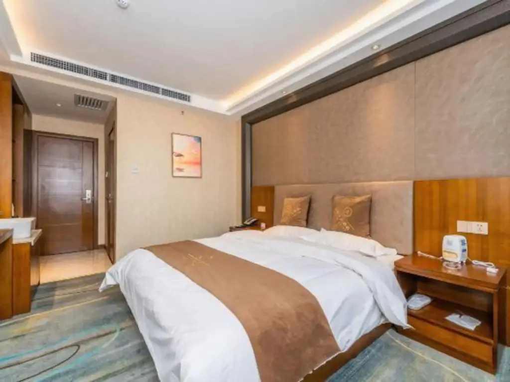 Сиань: Aisiting Hotel (Xi'an Lintong Dong Sancha Subway Station)