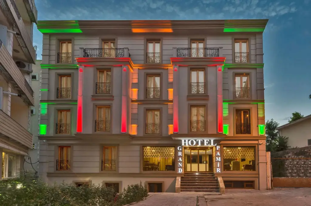 Grand Pamir Hotel — фото 1