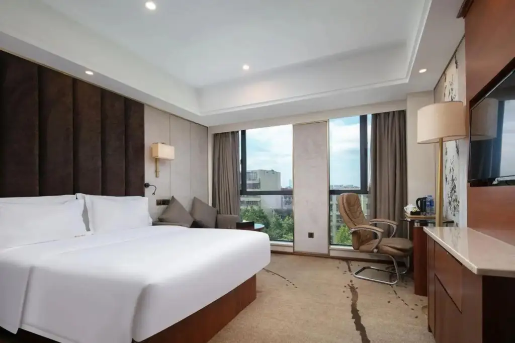 Чанша: Shangyue Light Luxury Hotel (Desiqin China Construction Fifth Bureau Technical School Store)