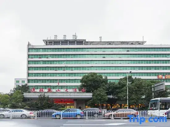 Dolton Lushan Hotel — фото 1