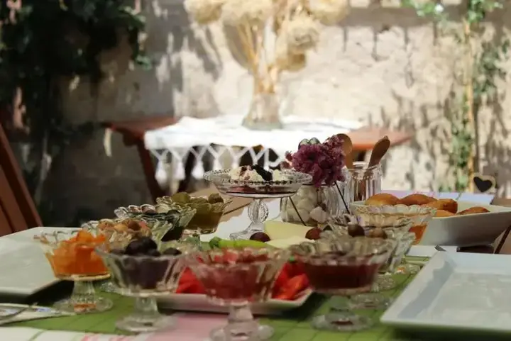 Чешме: Lilyum Alaçatı Taş Ev