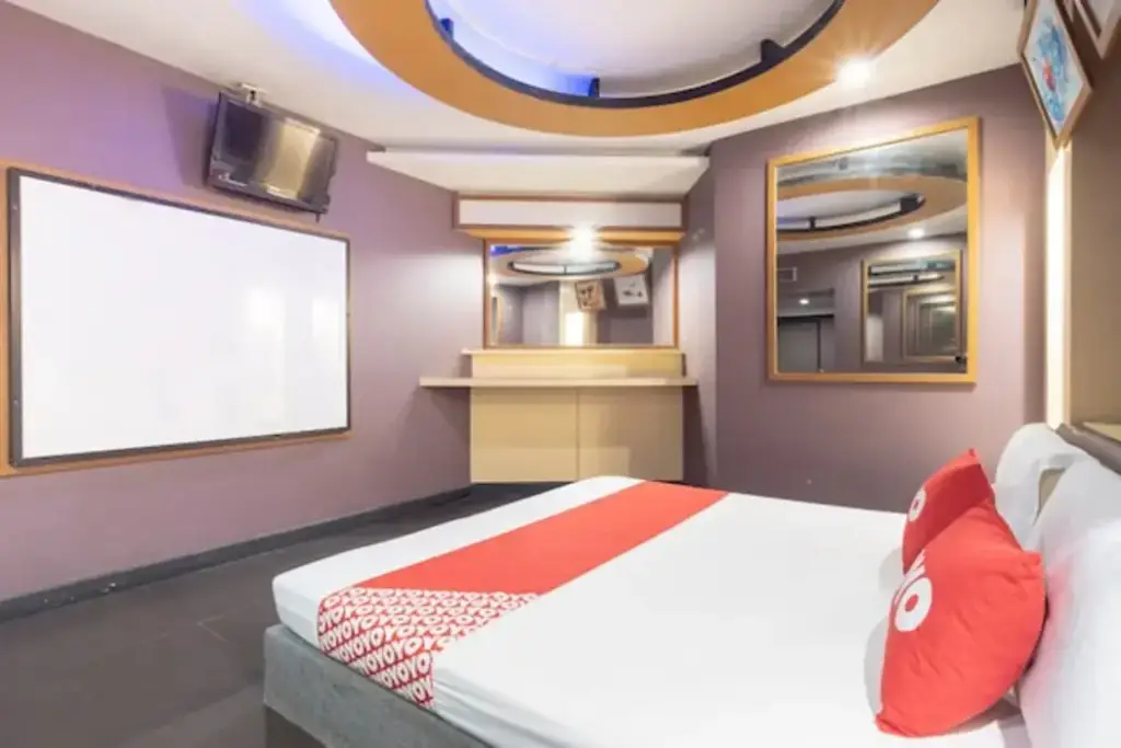 Чонбури: OYO 75382 Chonburi Hotel