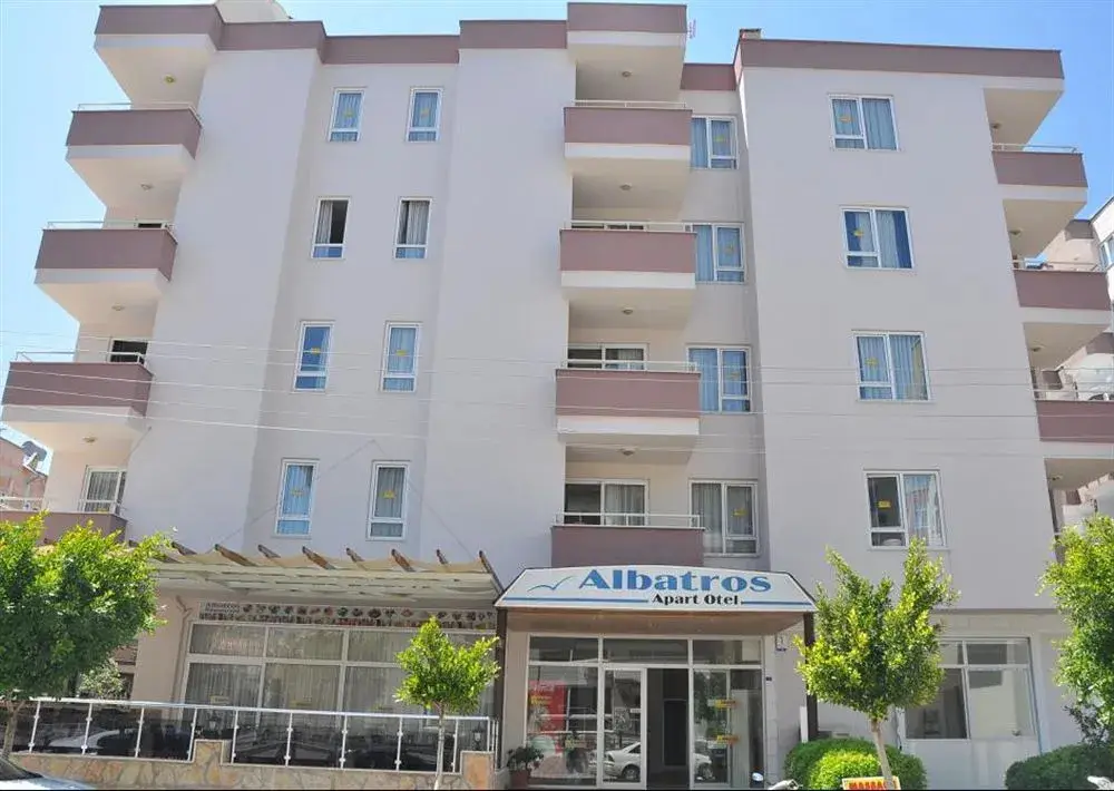 Albatros Apart Hotel — фото 1