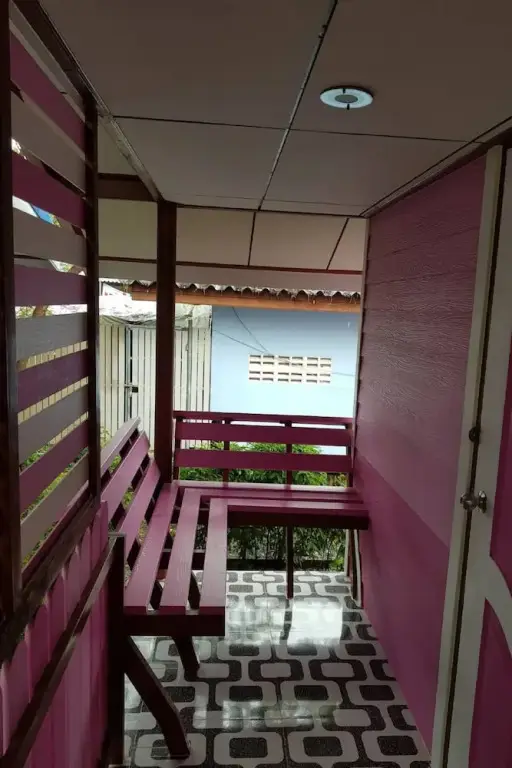 Тха-Май-Руак: OYO 75352 Hotel Family House And Resort Phetchaburi