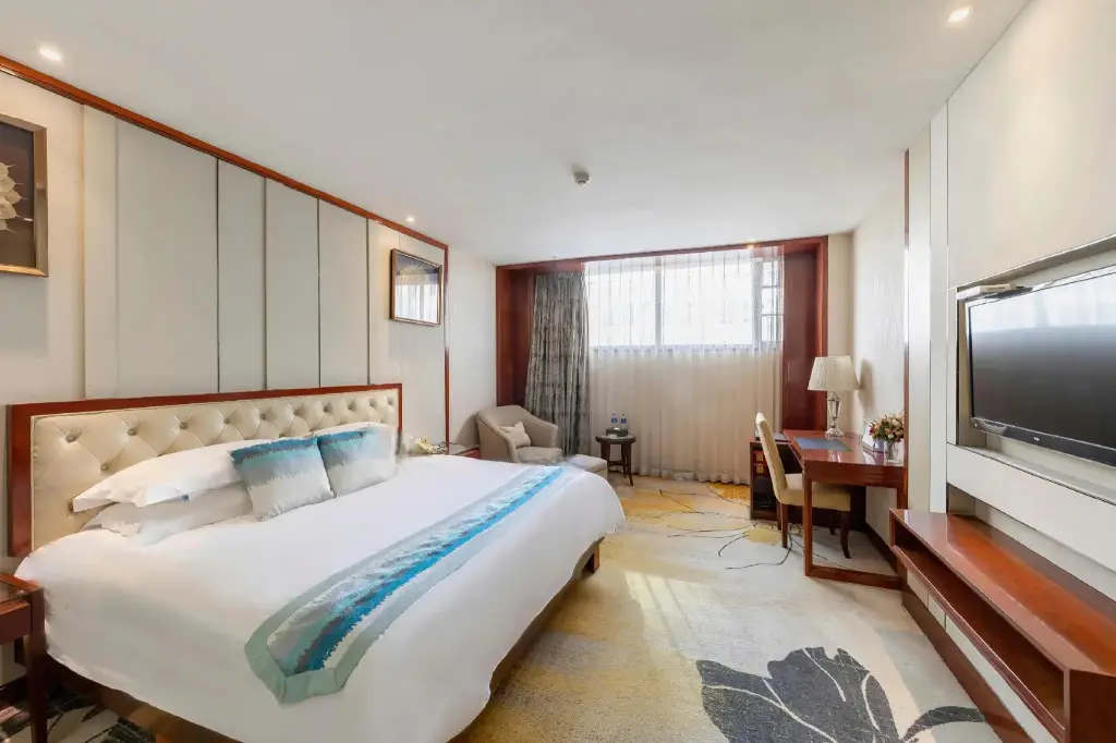 Нанкин: Zhenbao Holiday Hotel (Nanjing Olympic Sports Center)