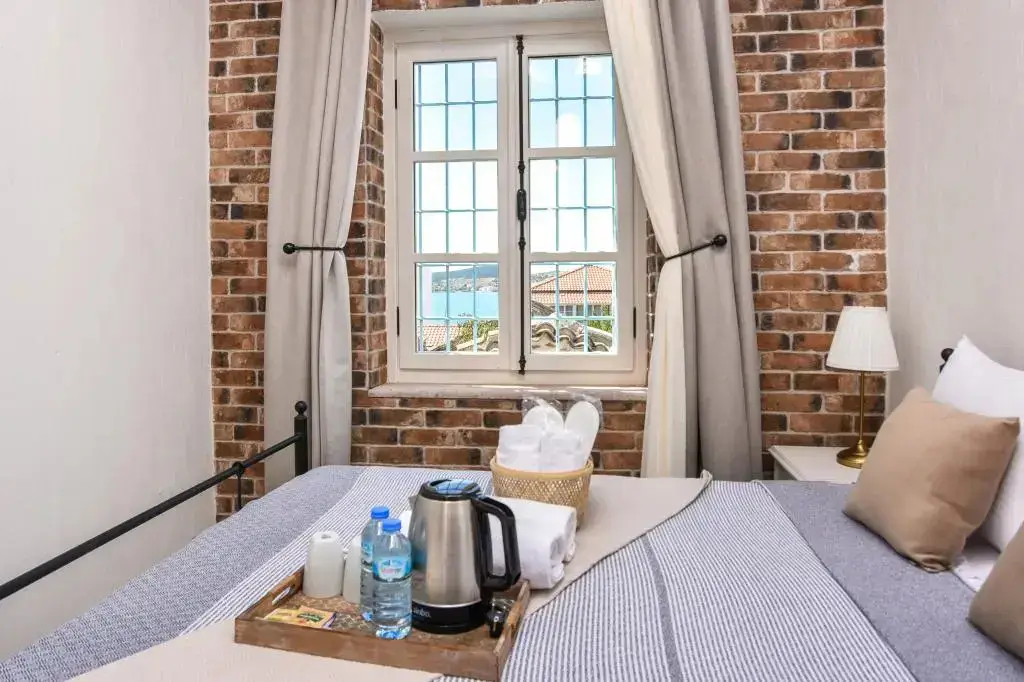 Айвалык: Lunaria Guest House