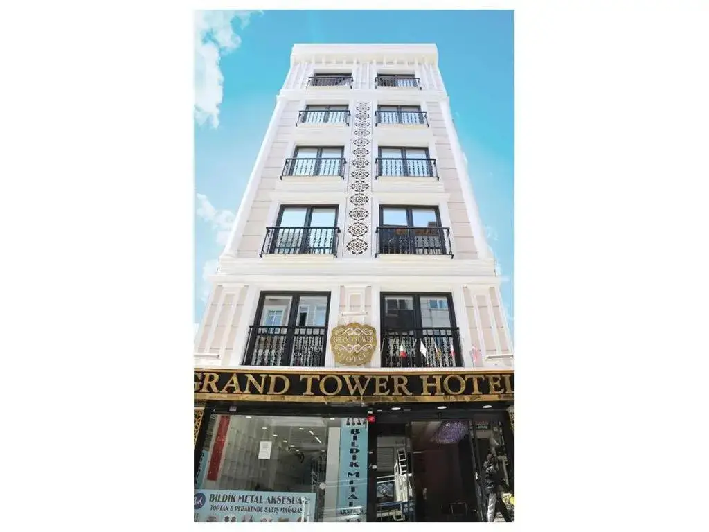 Grand Tower Hotel — фото 1