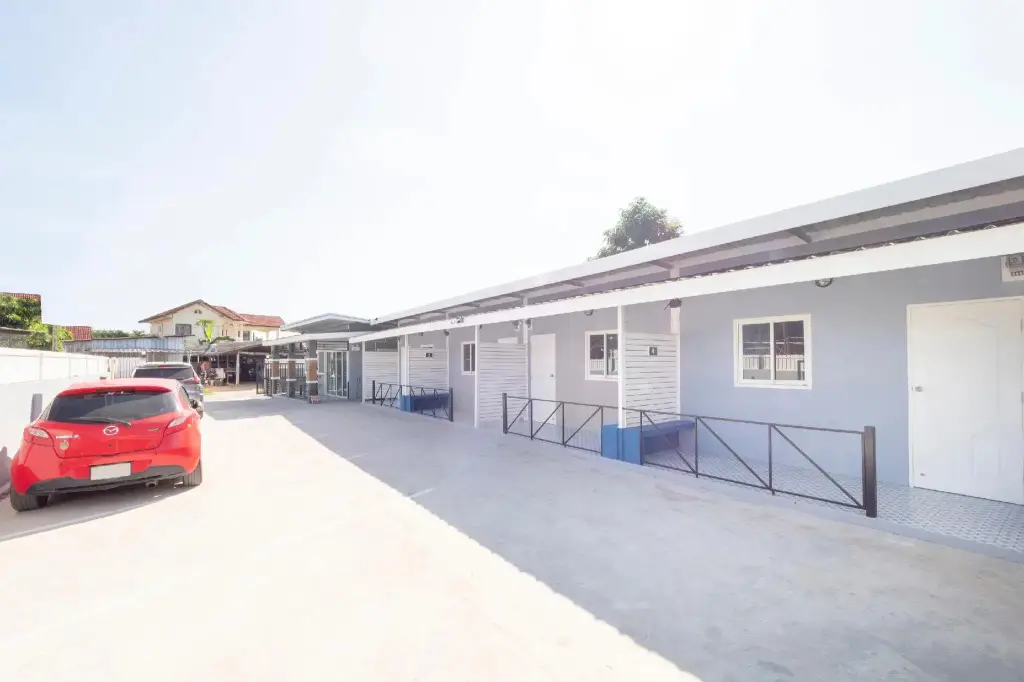 Паттайя: OYO 75383 Danthip Place