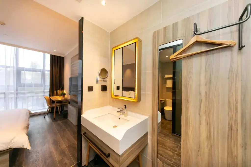 Сиань: HanTing Premium Hotel (Xi'an High-speed Rail New City)