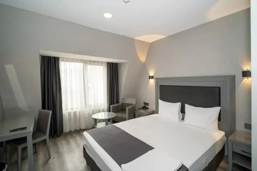 Стамбул: Grand S Hotel