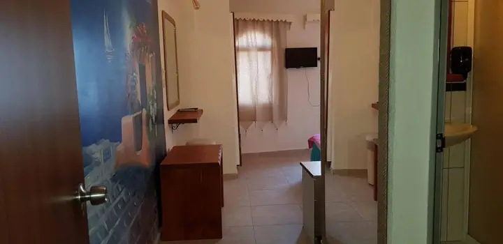 Битез: Hakan Otel