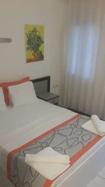 Тургутрейс: Cemre Hotel