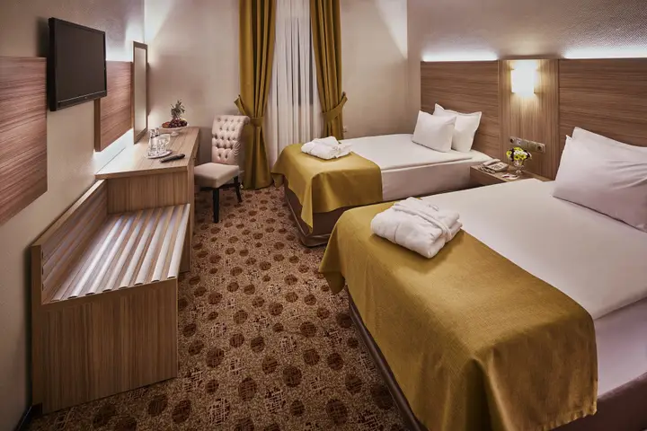 Стамбул: Отель Gunes Hotel Merter