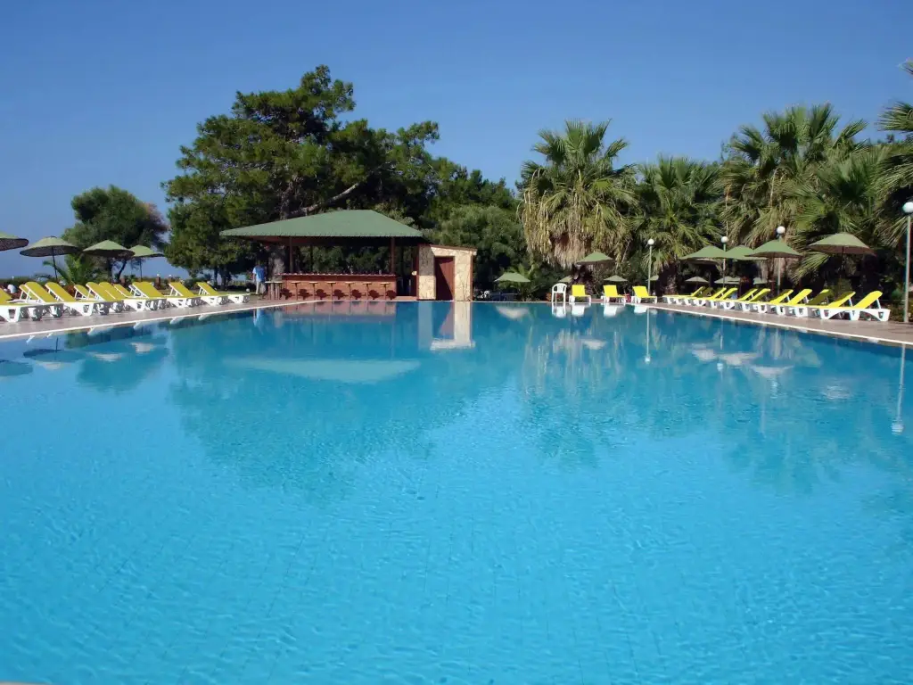 Гюмюльдур: Denizati Holiday Village