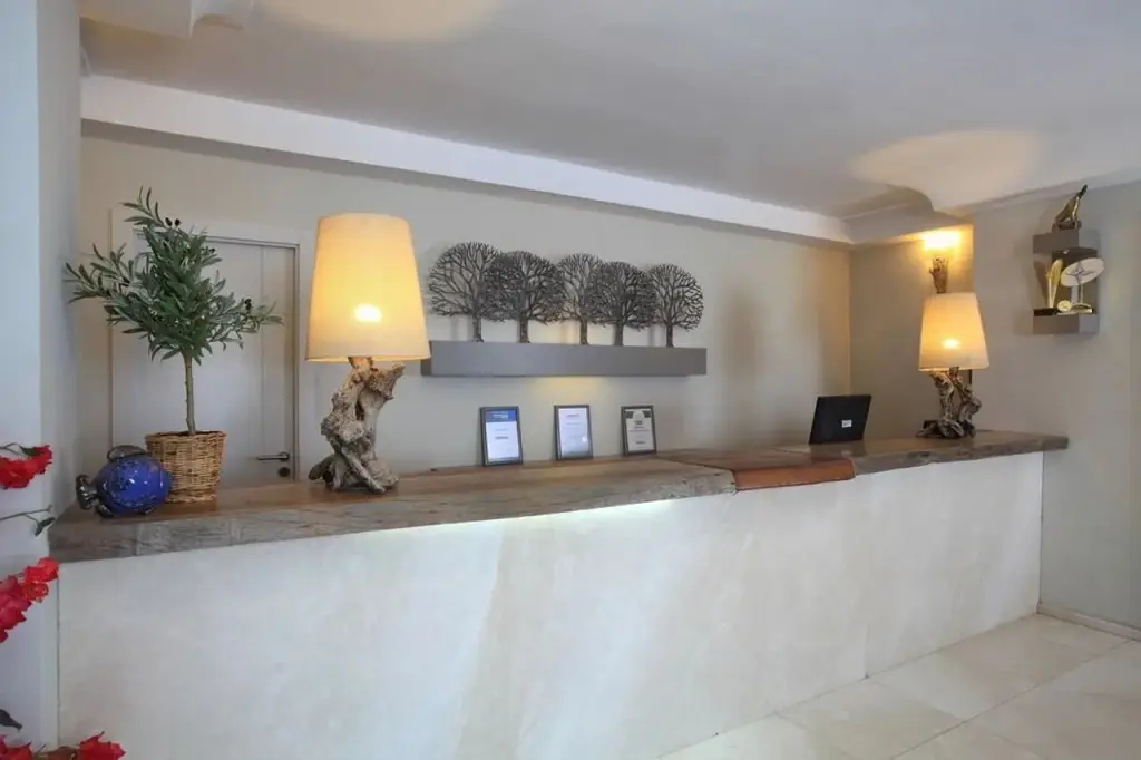 Торба: Hotel Zeytinada