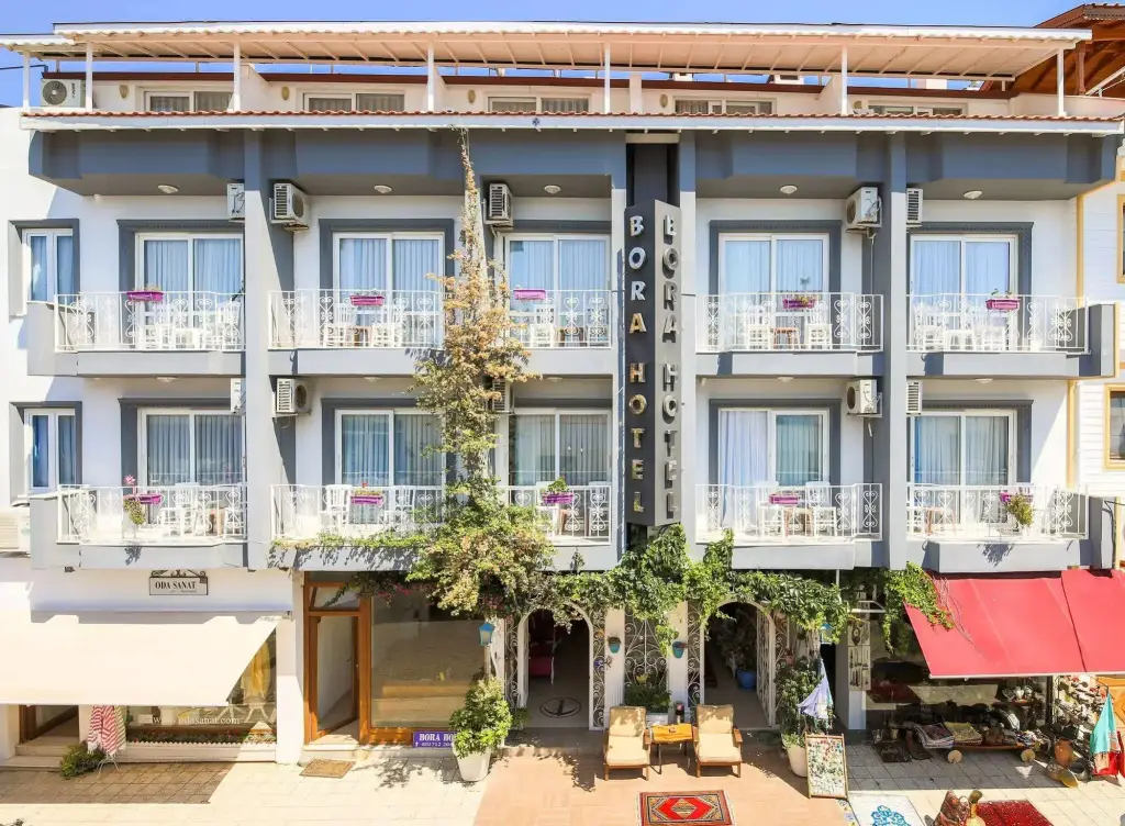 Bora Hotel — фото 1