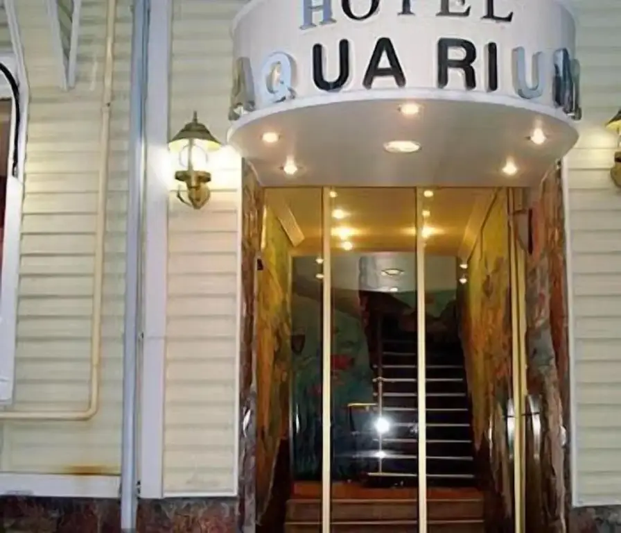 Aquarium Hotel — фото 1