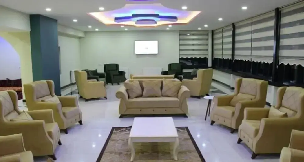 Малатия: Mentalite Hotel