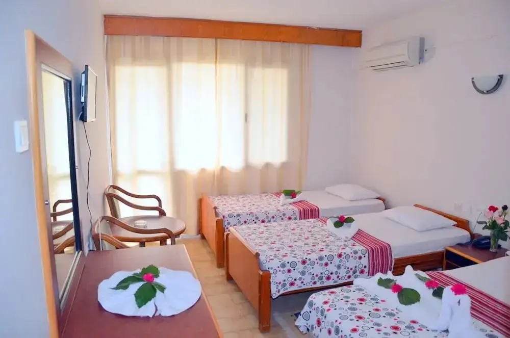 Гюмюльдур: Dilek Otel