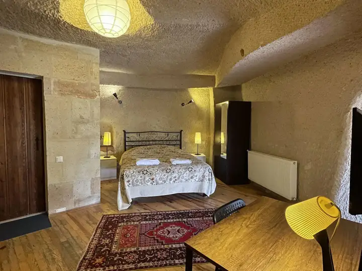 Гёреме: Karadut Cave Hotel