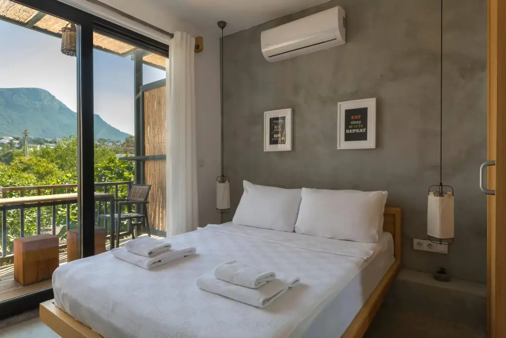 Голькой: Daphnis Hotel