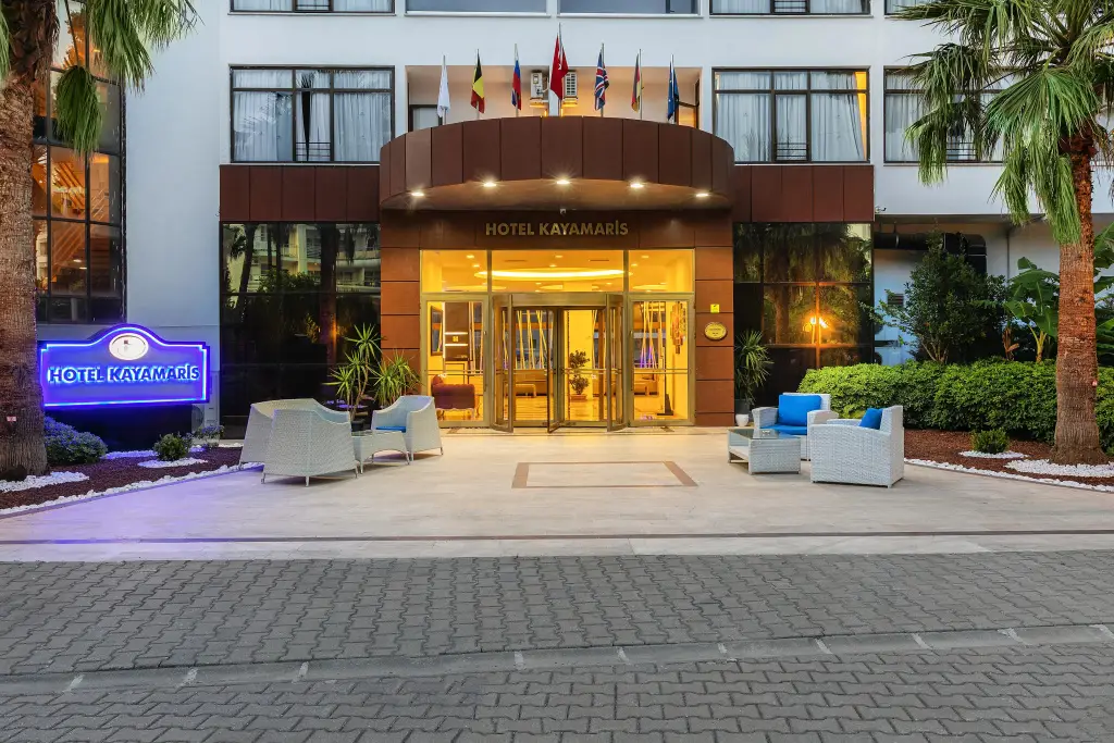 Kayamaris Hotel — фото 1