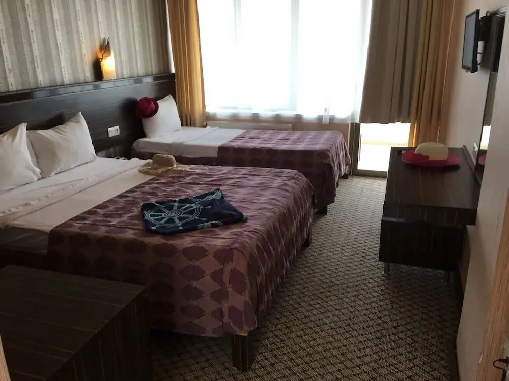 Гузеляли: Etap Altinel Hotel Canakkale