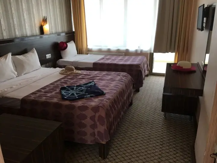 Гузеляли: Etap Altinel Hotel Canakkale