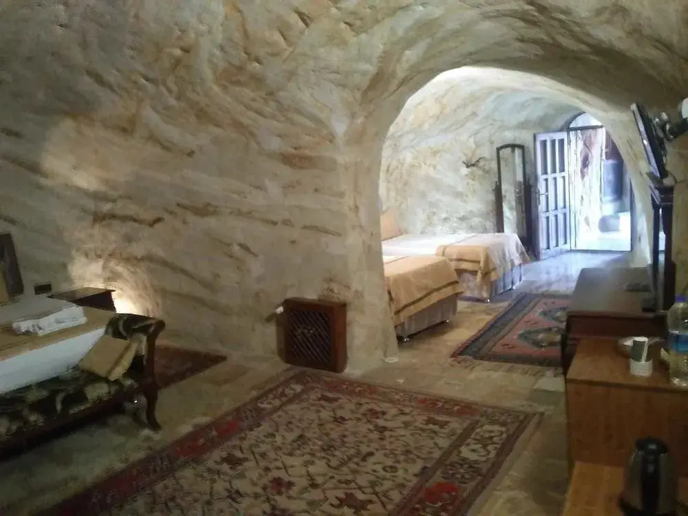 Ургуп: Naturels Cave House