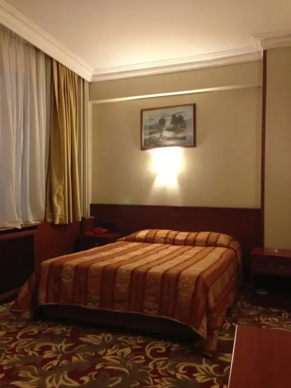 Стамбул: Hotel Monopol