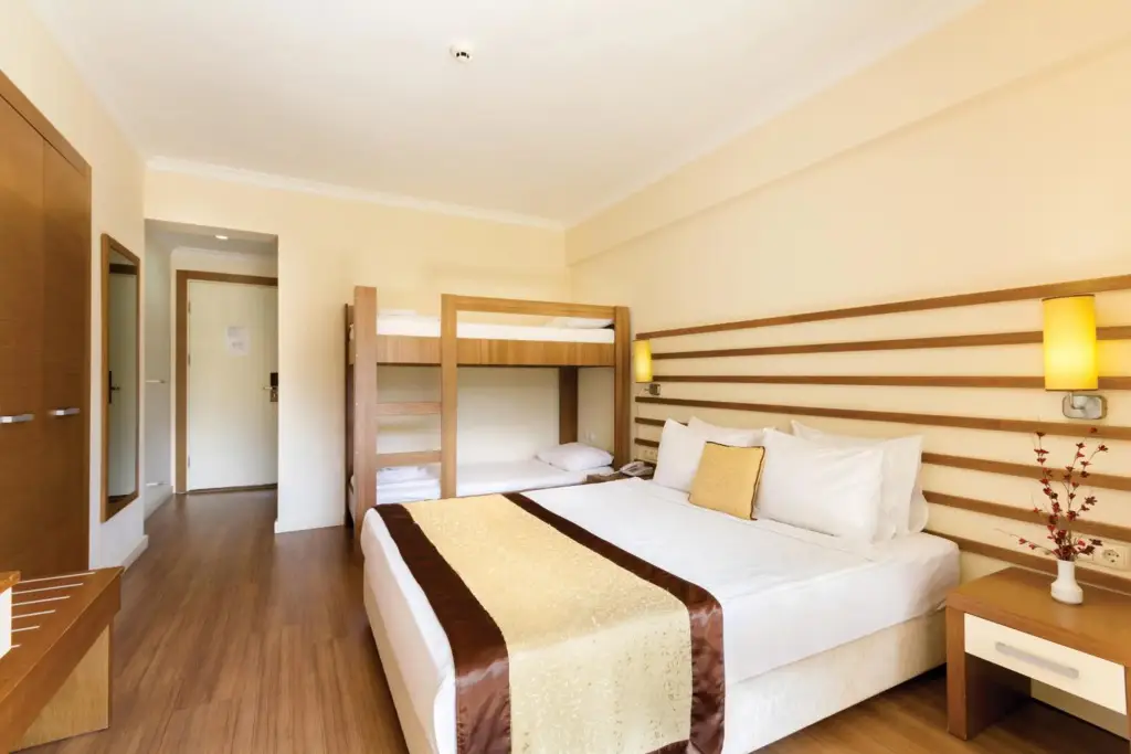 Гюзельчамлы: Hotel Akbulut