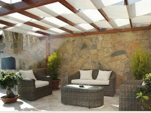 Урла: Palm Motel Beach Club