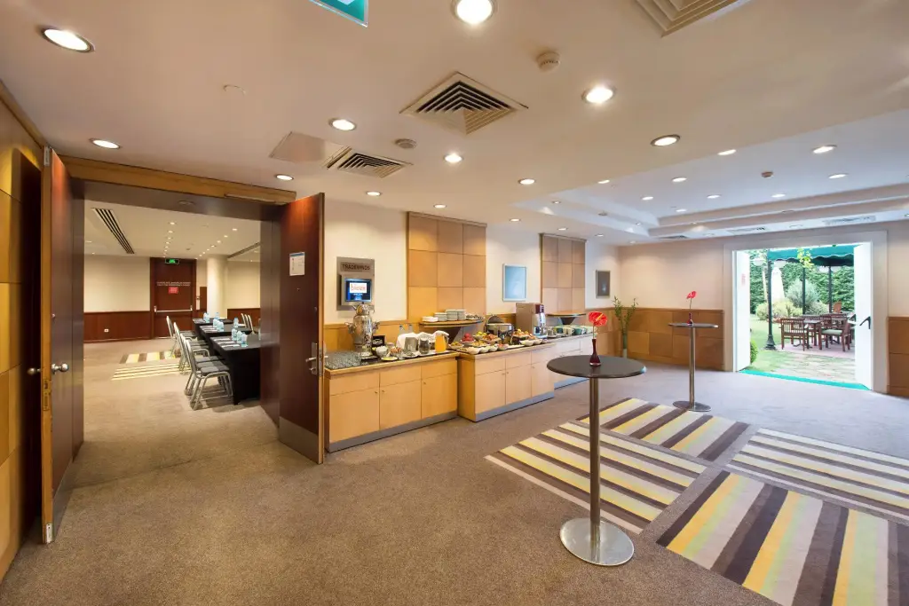 Стамбул: BH Conference & Airport Hotel Istanbul