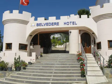 Family Belvedere Hotel — фото 1